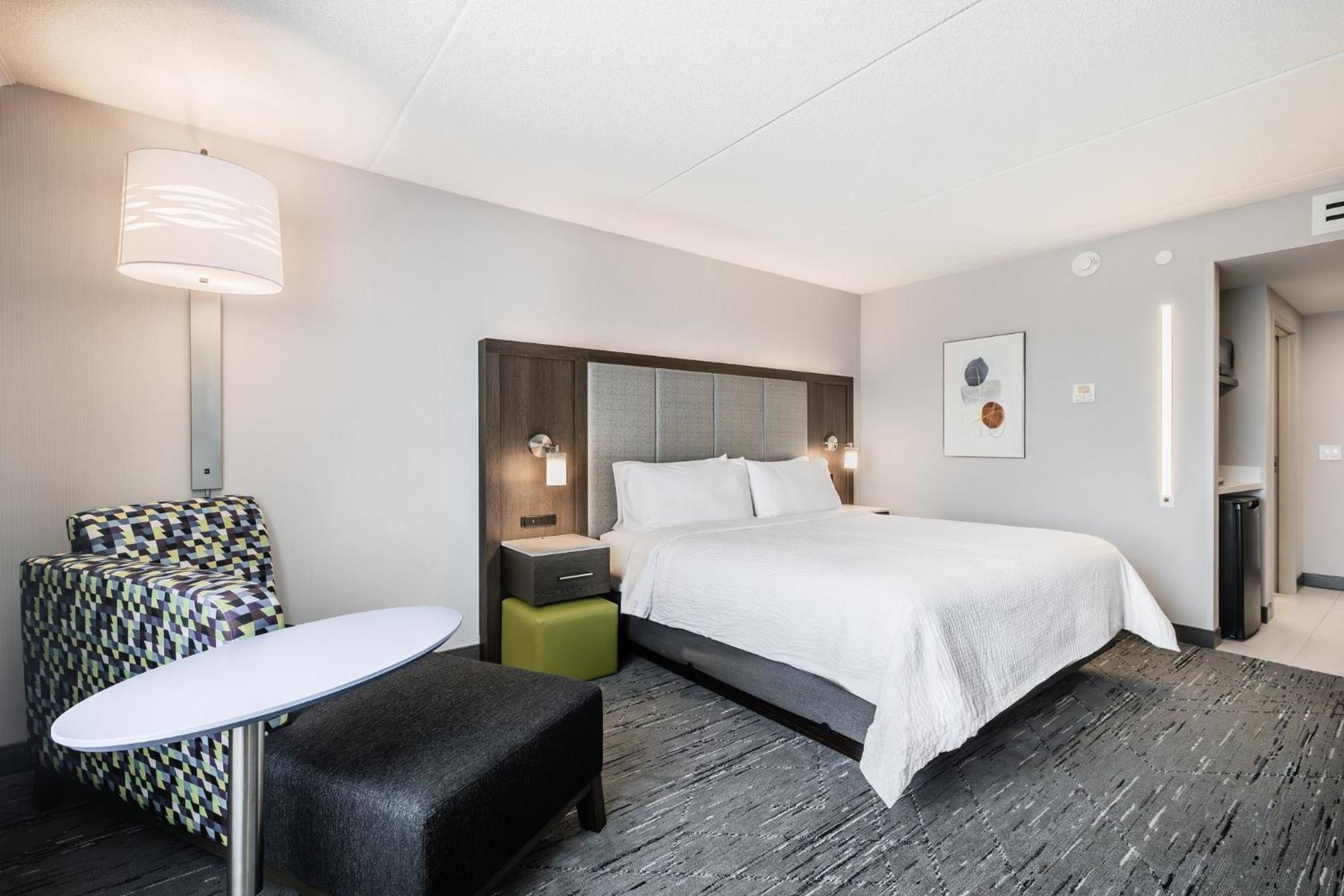 Holiday Inn Express & Suites - Toronto Airport South By Ihg 外观 照片