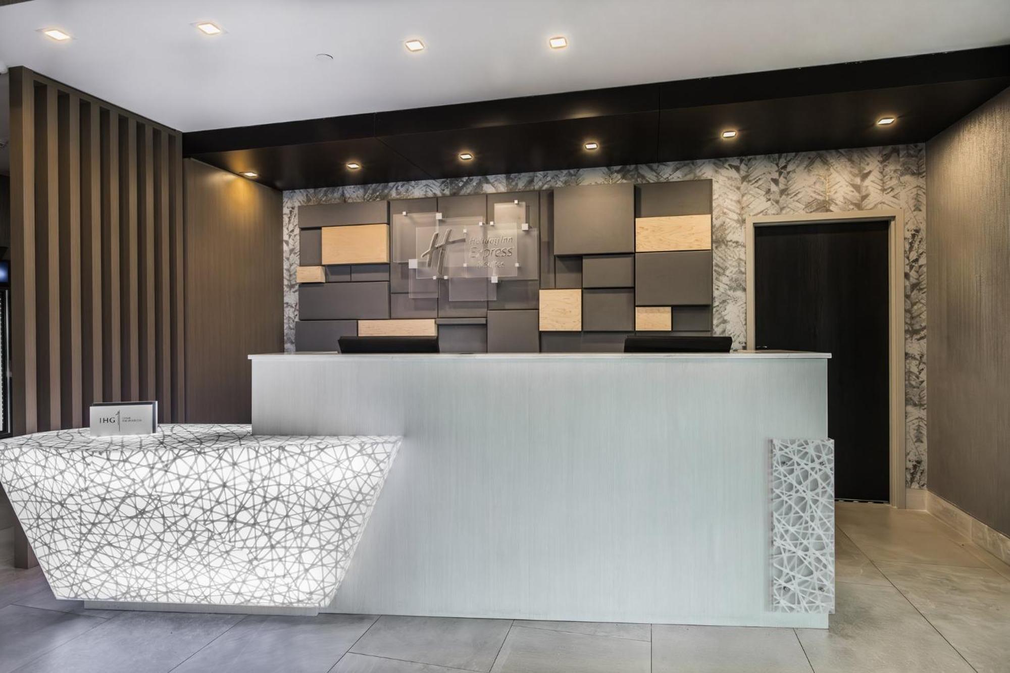 Holiday Inn Express & Suites - Toronto Airport South By Ihg 外观 照片